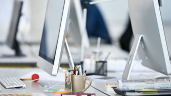 亞馬遜、谷歌等巨頭加速布局軟件研發(fā)，中國企業(yè)機(jī)遇與挑戰(zhàn)并存